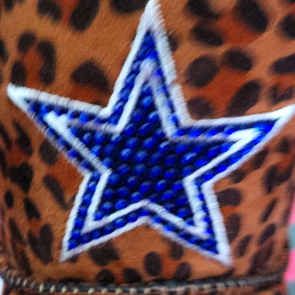 Officially Licensed NFL DALLAS COWBOYS Women's Leopard Bling Boot Size 7… - Picture 5 of 9